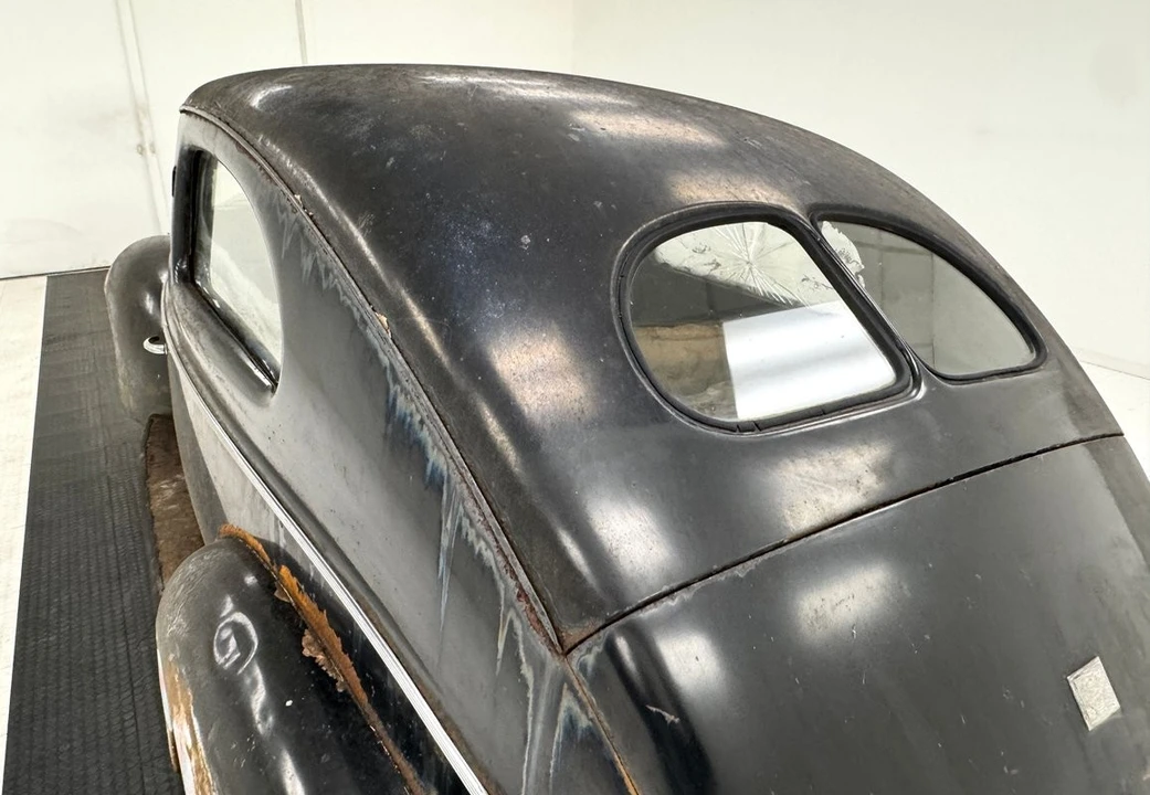 1939 Ford Standard & Deluxe & Super Deluxe - Image 19 of 21