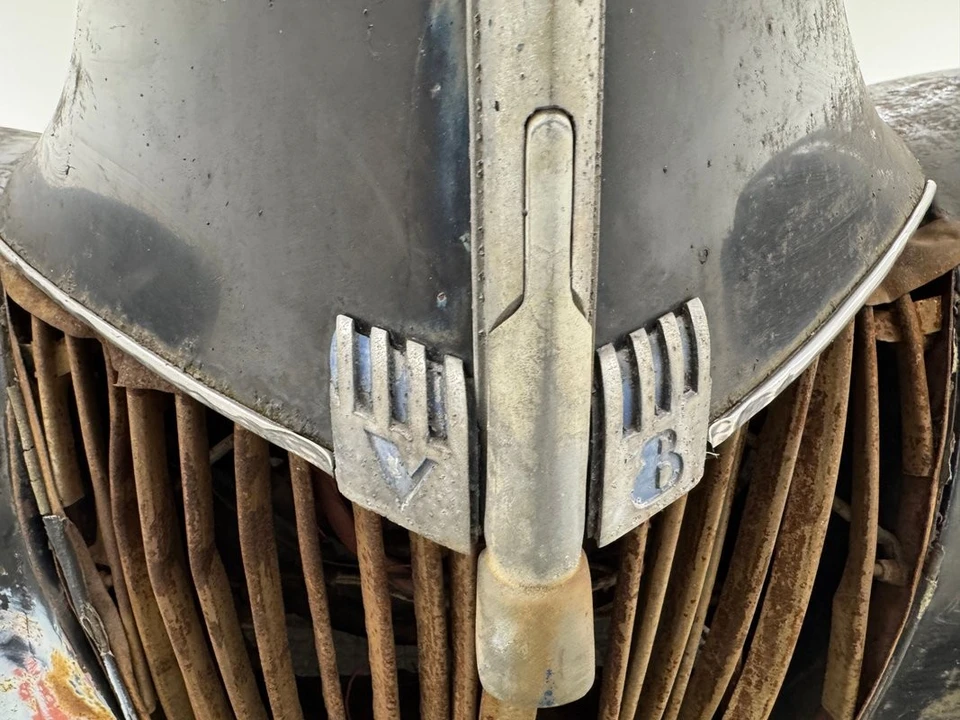 1939 Ford Standard & Deluxe & Super Deluxe - Image 11 of 21