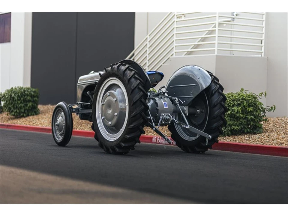 1939 Ford Tractor - Image 3 of 16