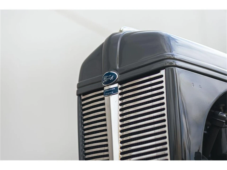 1939 Ford Tractor - Image 7 of 16