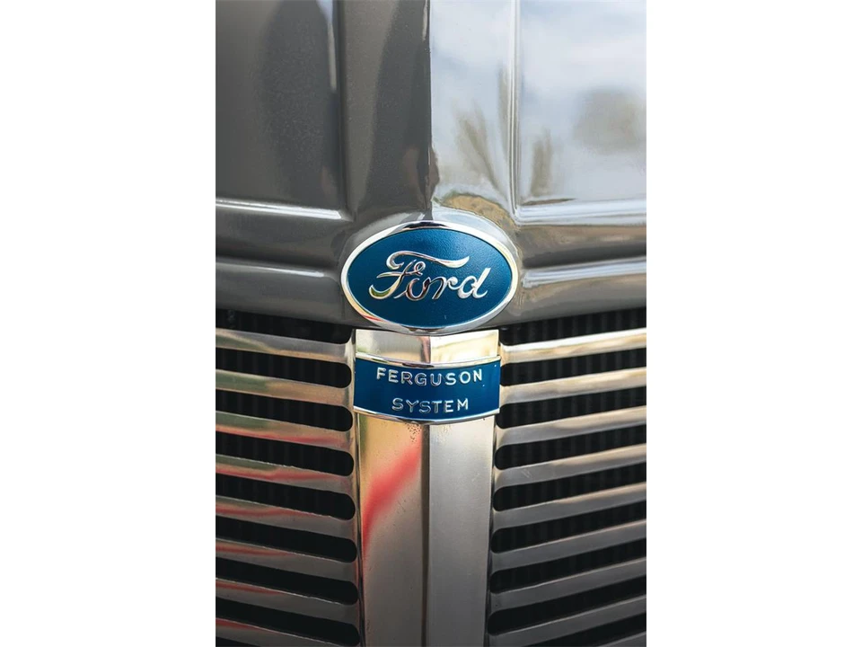 1939 Ford Tractor - Image 15 of 16