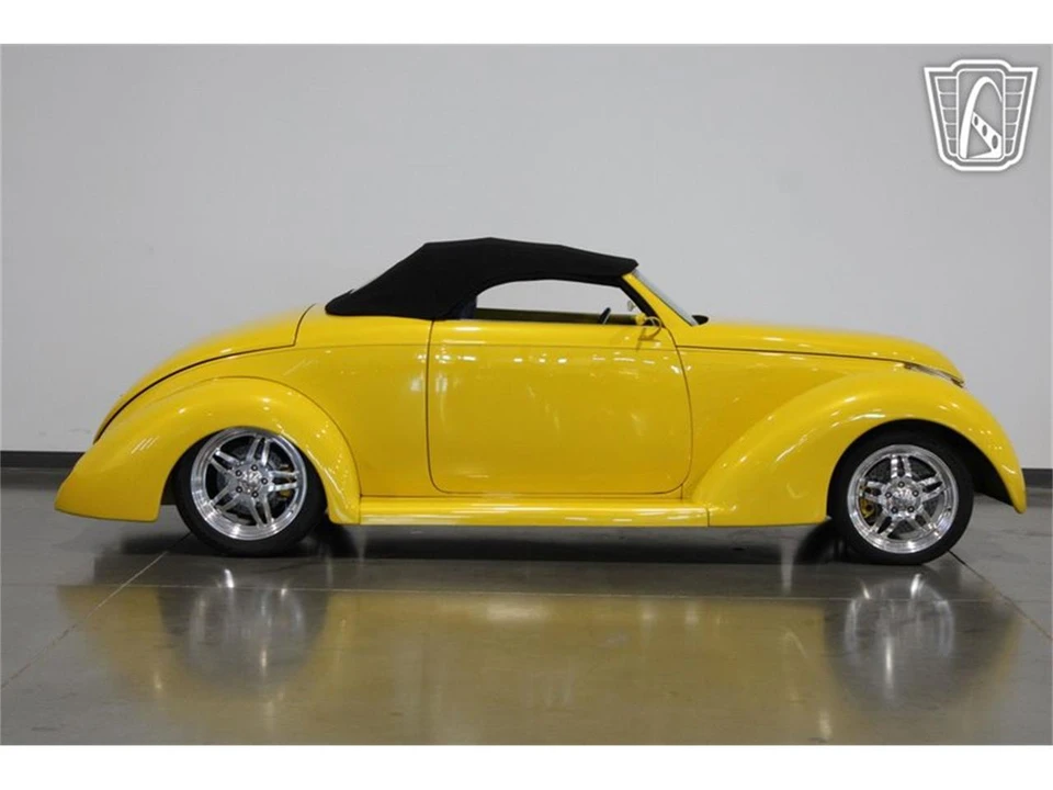 1939 Ford Standard & Deluxe & Super Deluxe - Image 21 of 31