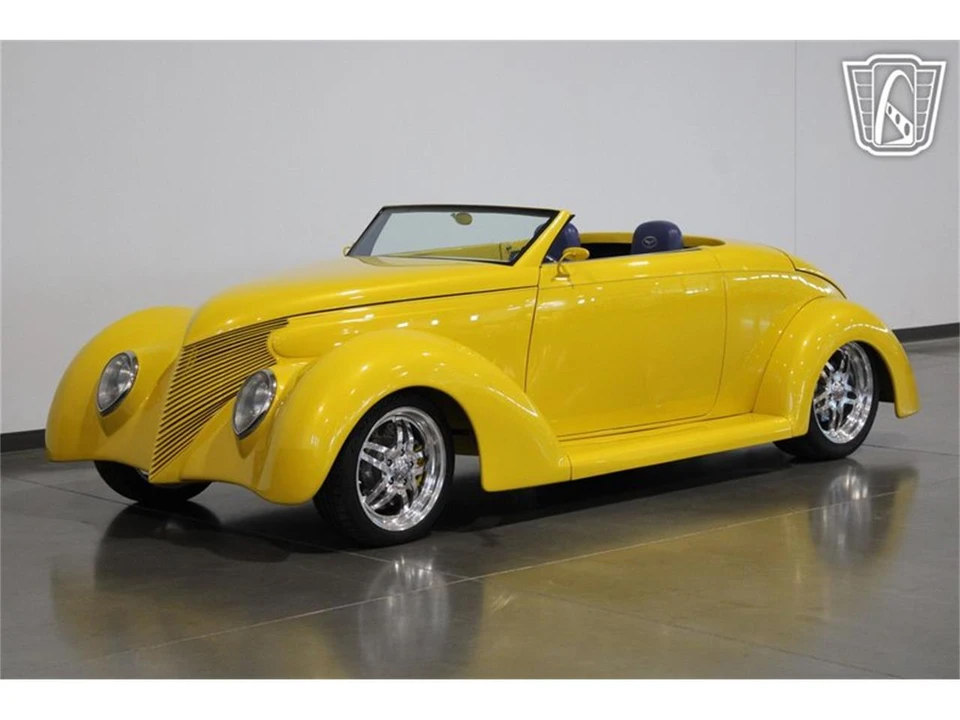 1939 Ford Standard & Deluxe & Super Deluxe - Image 17 of 31