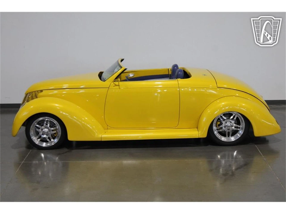 1939 Ford Standard & Deluxe & Super Deluxe - Image 12 of 31