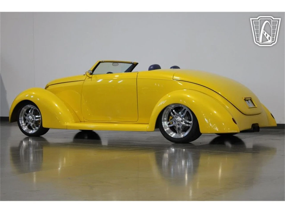 1939 Ford Standard & Deluxe & Super Deluxe - Image 23 of 31