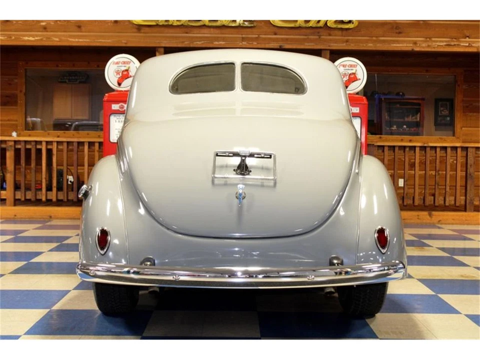 1939 Ford Standard & Deluxe & Super Deluxe - Image 14 of 26