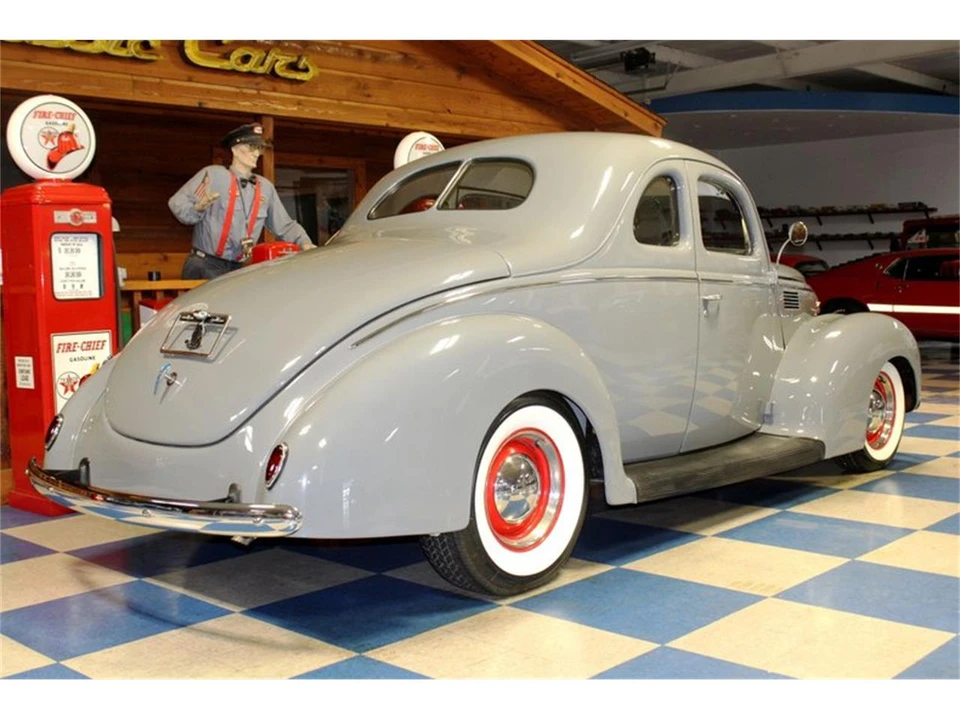 1939 Ford Standard & Deluxe & Super Deluxe - Image 12 of 26