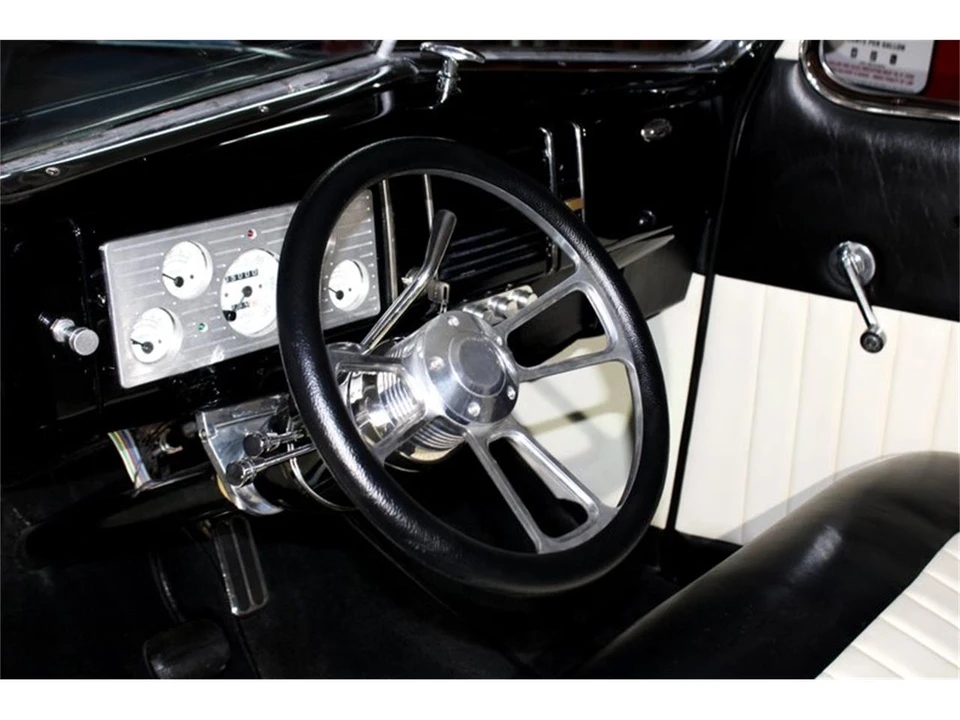 1939 Ford Standard & Deluxe & Super Deluxe - Image 21 of 26