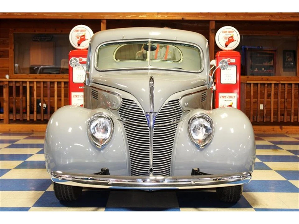 1939 Ford Standard & Deluxe & Super Deluxe - Image 13 of 26