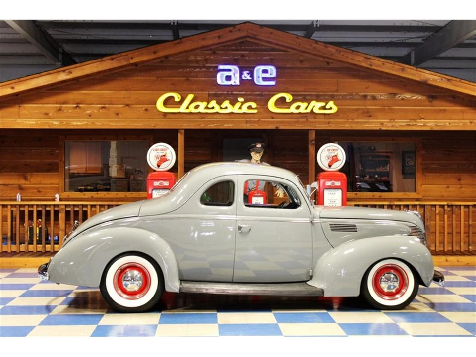 1939 Ford Standard & Deluxe & Super Deluxe - Image 8 of 26