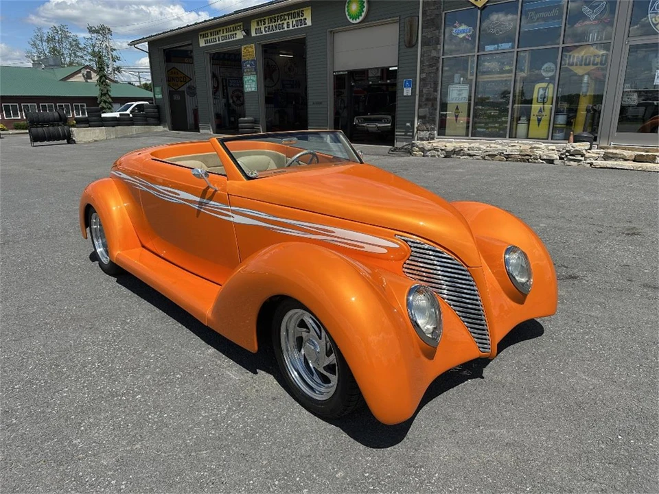 1939 Ford Standard & Deluxe & Super Deluxe - Image 2 of 31