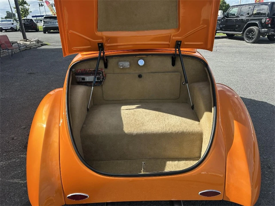 1939 Ford Standard & Deluxe & Super Deluxe - Image 30 of 31