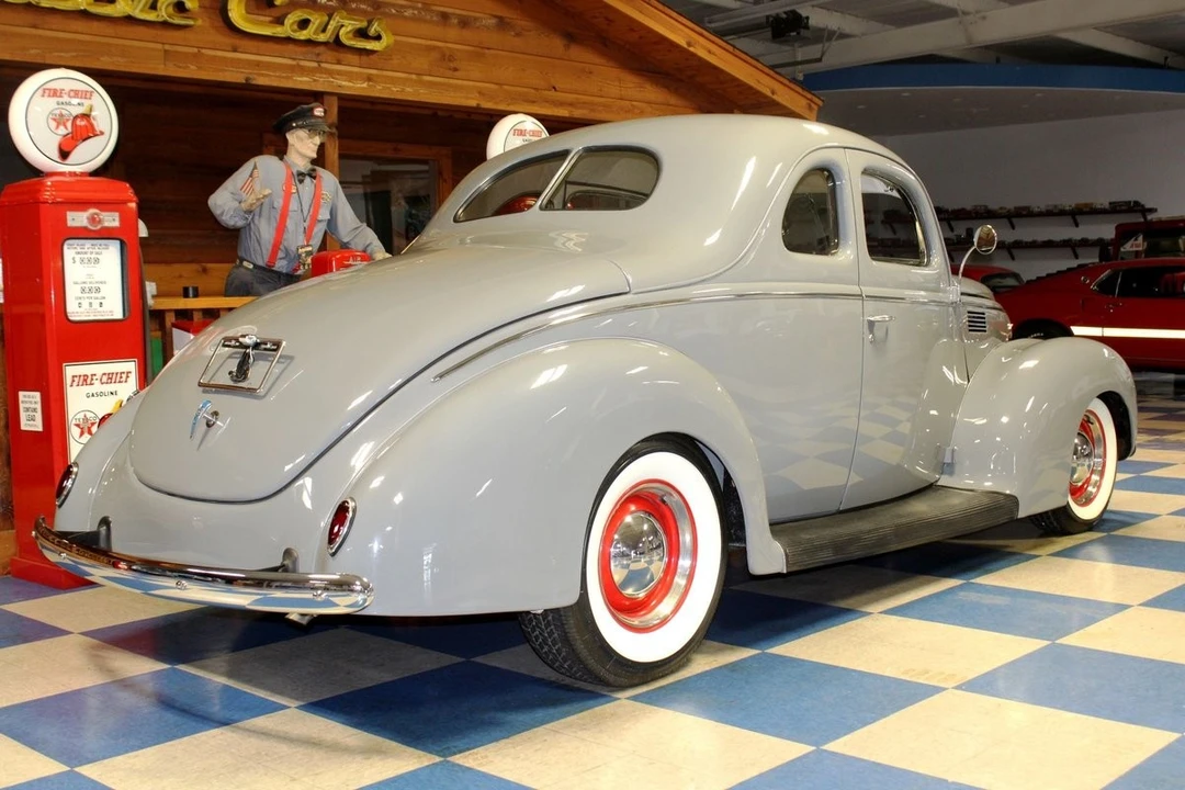 1939 Ford Standard & Deluxe & Super Deluxe - Image 13 of 27