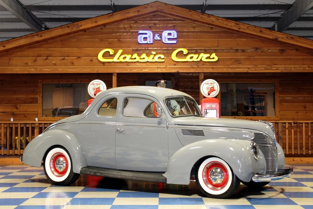 1939 Ford Standard & Deluxe & Super Deluxe - Image 7 of 27