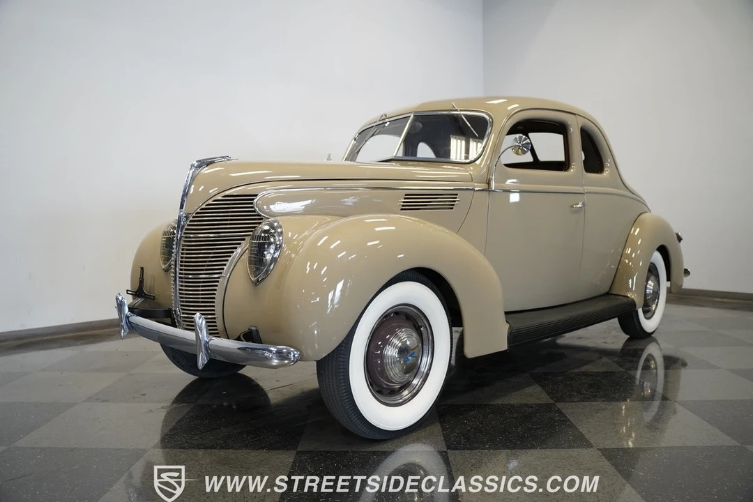 1939 Ford Standard & Deluxe & Super Deluxe - Image 6 of 12