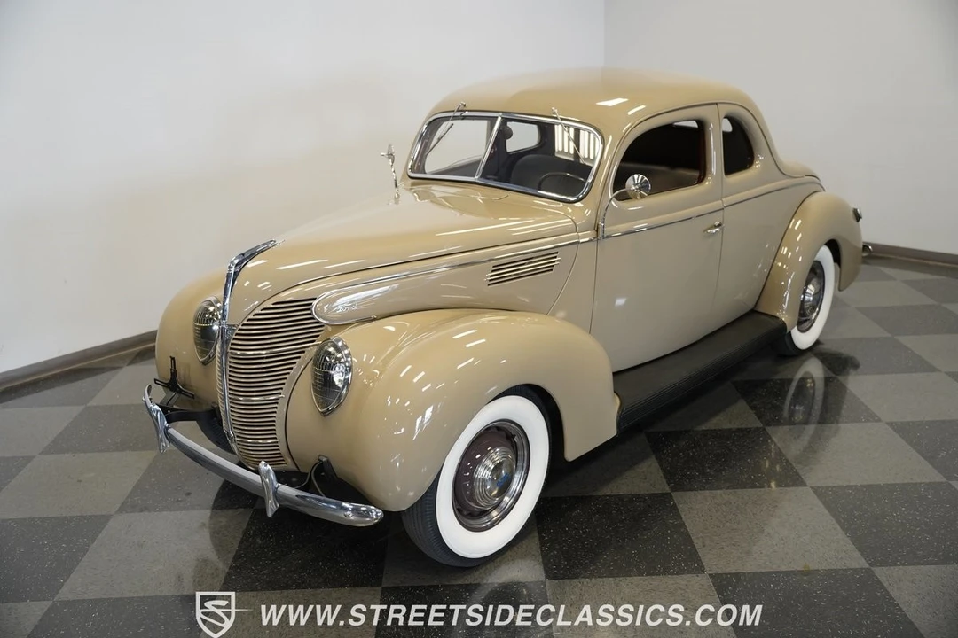 1939 Ford Standard & Deluxe & Super Deluxe - Image 8 of 12