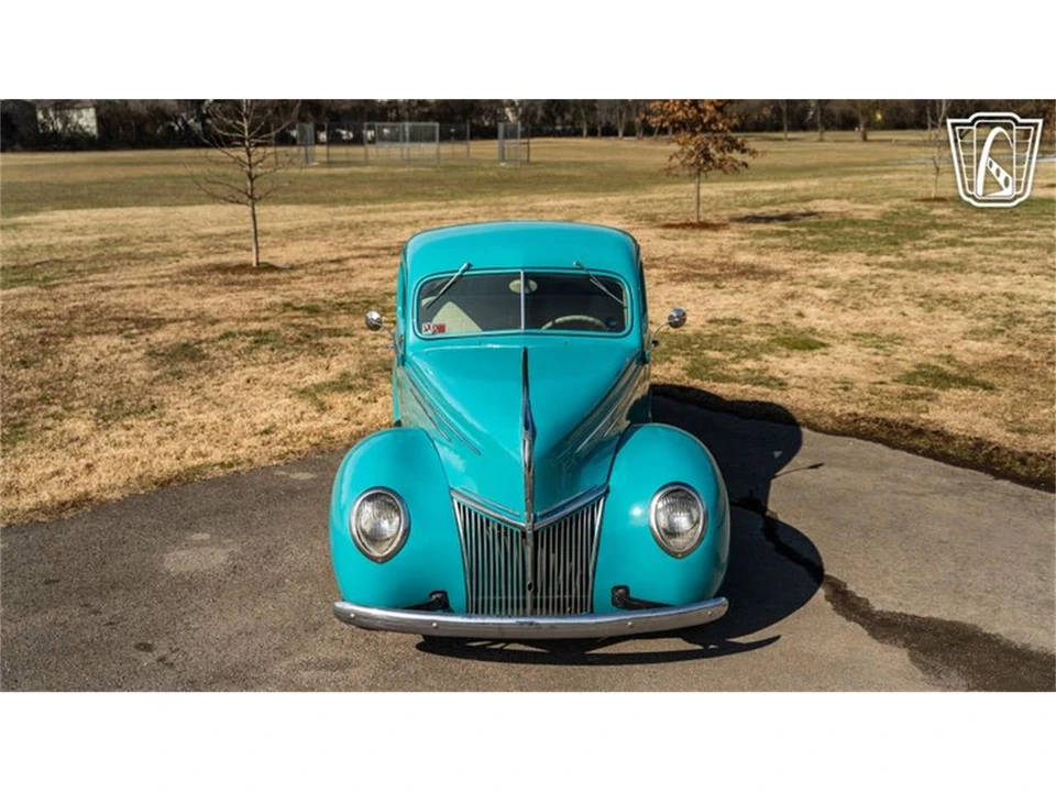 1939 Ford Standard & Deluxe & Super Deluxe - Image 2 of 31