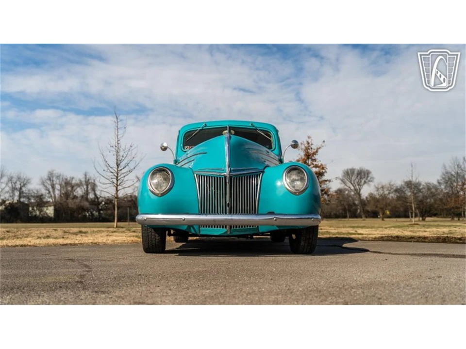1939 Ford Standard & Deluxe & Super Deluxe - Image 4 of 31