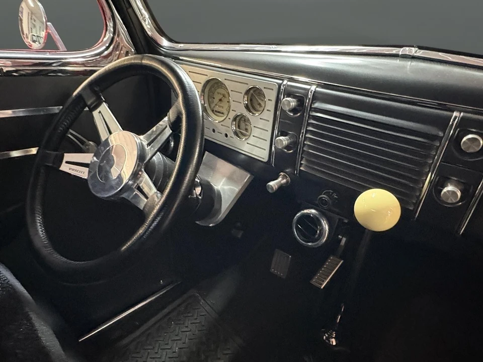 1939 Ford Standard & Deluxe & Super Deluxe - Image 24 of 25