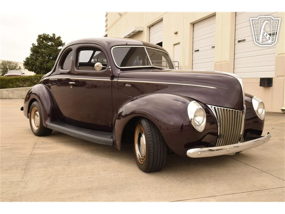 1939 Ford Standard & Deluxe & Super Deluxe - Image 19 of 31