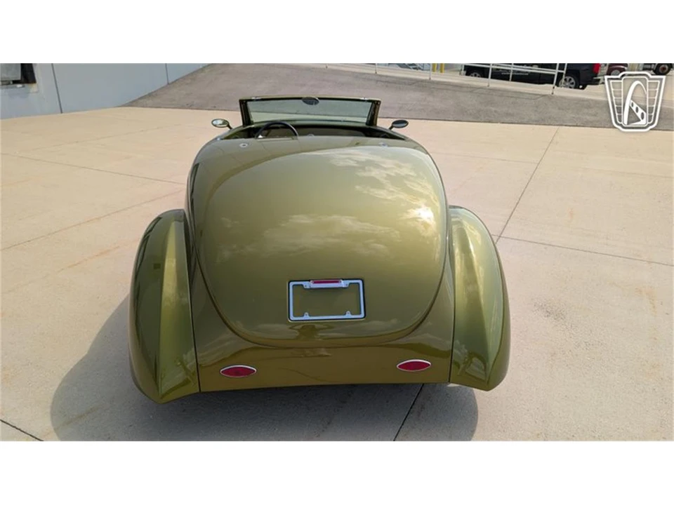 1939 Ford Standard & Deluxe & Super Deluxe - Image 11 of 31