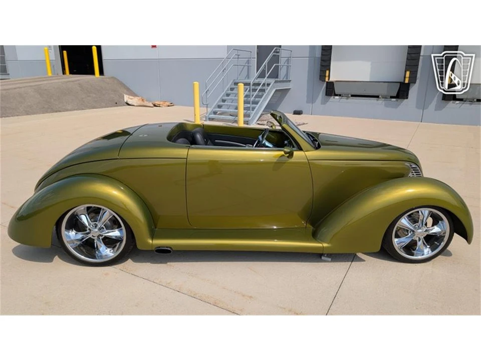 1939 Ford Standard & Deluxe & Super Deluxe - Image 17 of 31
