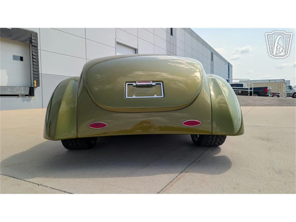 1939 Ford Standard & Deluxe & Super Deluxe - Image 13 of 31