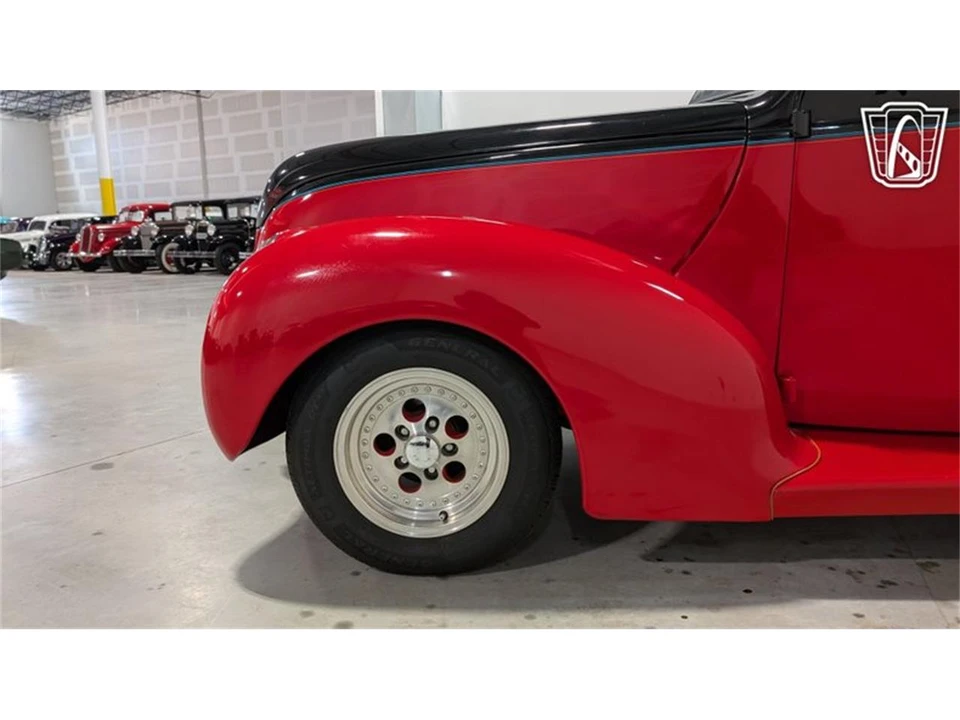 1939 Ford Standard & Deluxe & Super Deluxe - Image 27 of 31