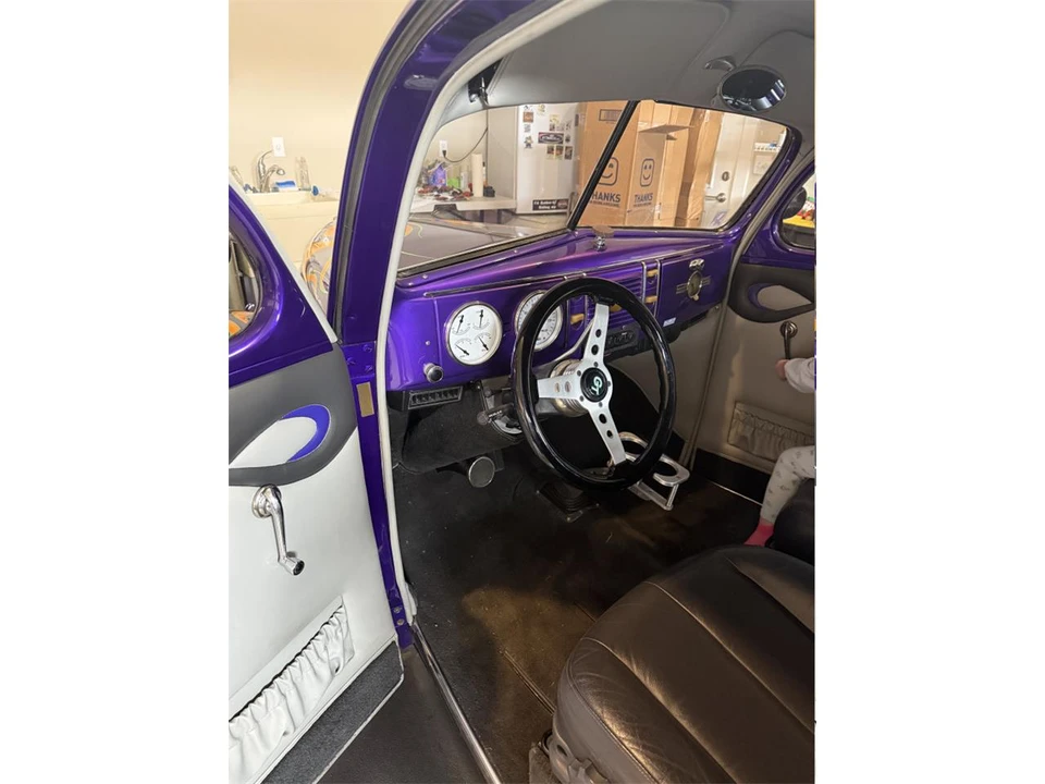 1939 Ford Standard & Deluxe & Super Deluxe - Image 9 of 19