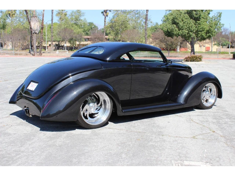 1939 Ford Standard & Deluxe & Super Deluxe - Image 9 of 31