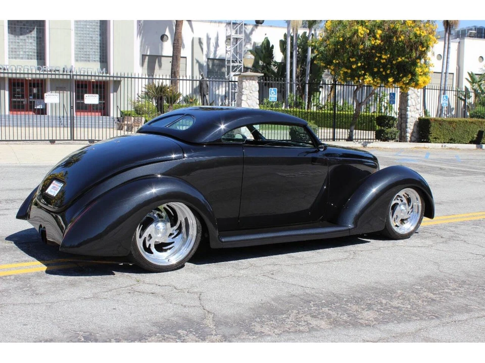 1939 Ford Standard & Deluxe & Super Deluxe - Image 20 of 31
