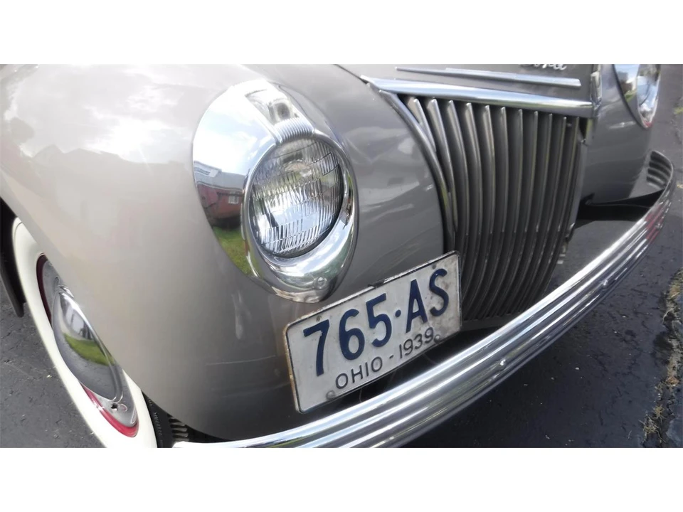 1939 Ford Standard & Deluxe & Super Deluxe - Image 9 of 31