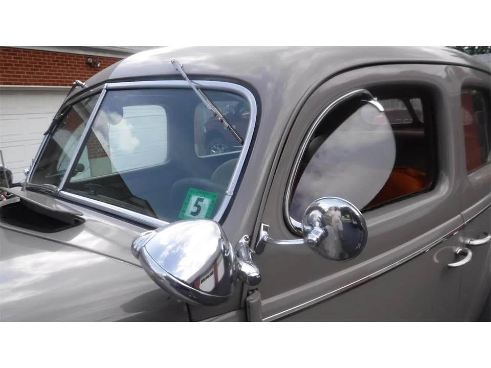 1939 Ford Standard & Deluxe & Super Deluxe - Image 13 of 31
