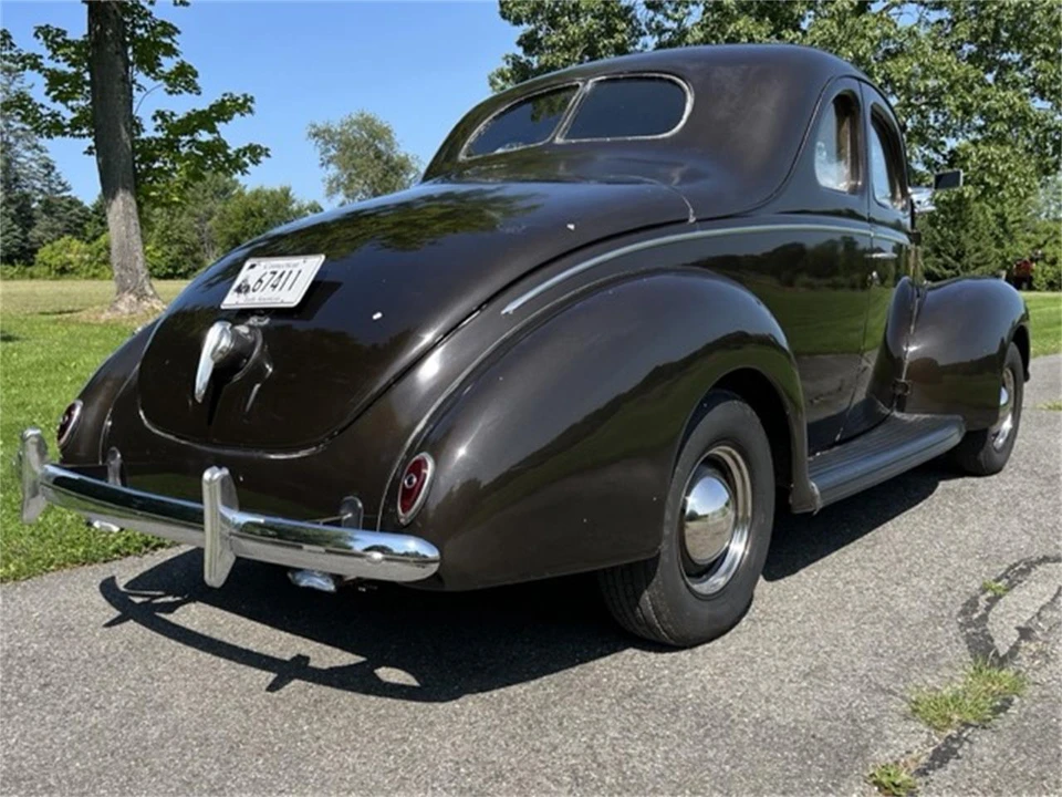 1939 Ford Standard & Deluxe & Super Deluxe - Image 17 of 21