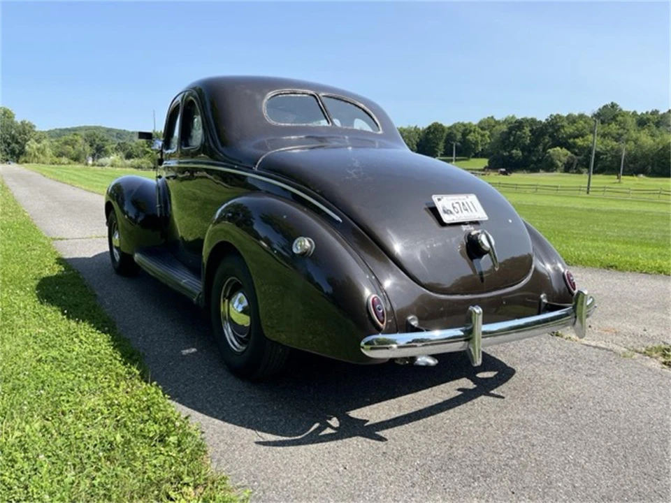 1939 Ford Standard & Deluxe & Super Deluxe - Image 14 of 21