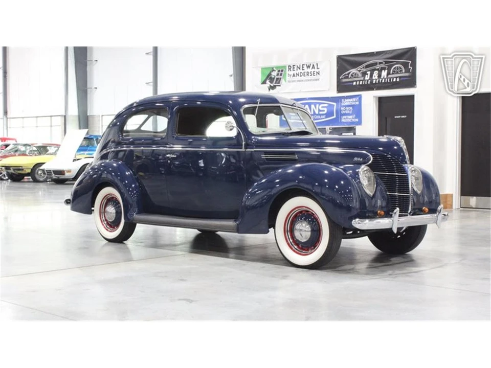 1939 Ford Standard & Deluxe & Super Deluxe - Image 22 of 31