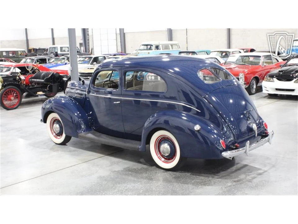 1939 Ford Standard & Deluxe & Super Deluxe - Image 28 of 31