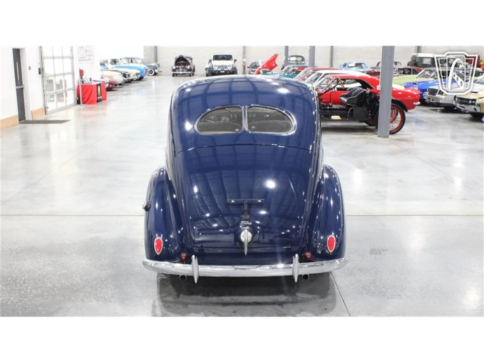 1939 Ford Standard & Deluxe & Super Deluxe - Image 29 of 31