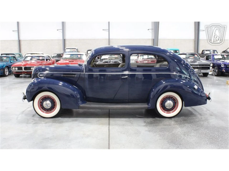 1939 Ford Standard & Deluxe & Super Deluxe - Image 9 of 31