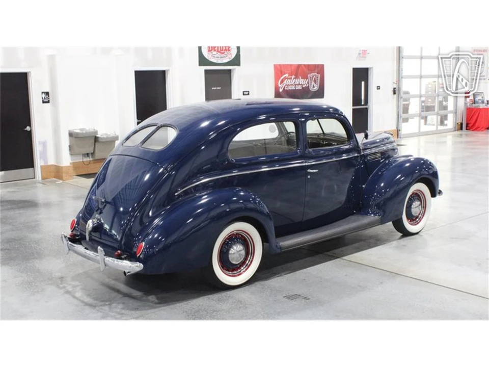 1939 Ford Standard & Deluxe & Super Deluxe - Image 30 of 31