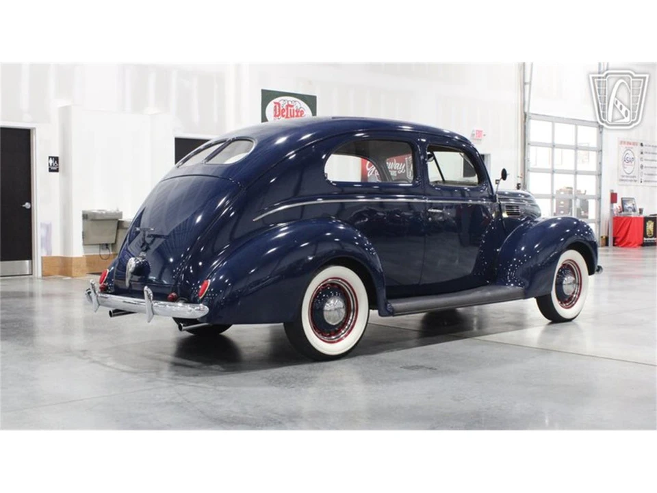 1939 Ford Standard & Deluxe & Super Deluxe - Image 20 of 31