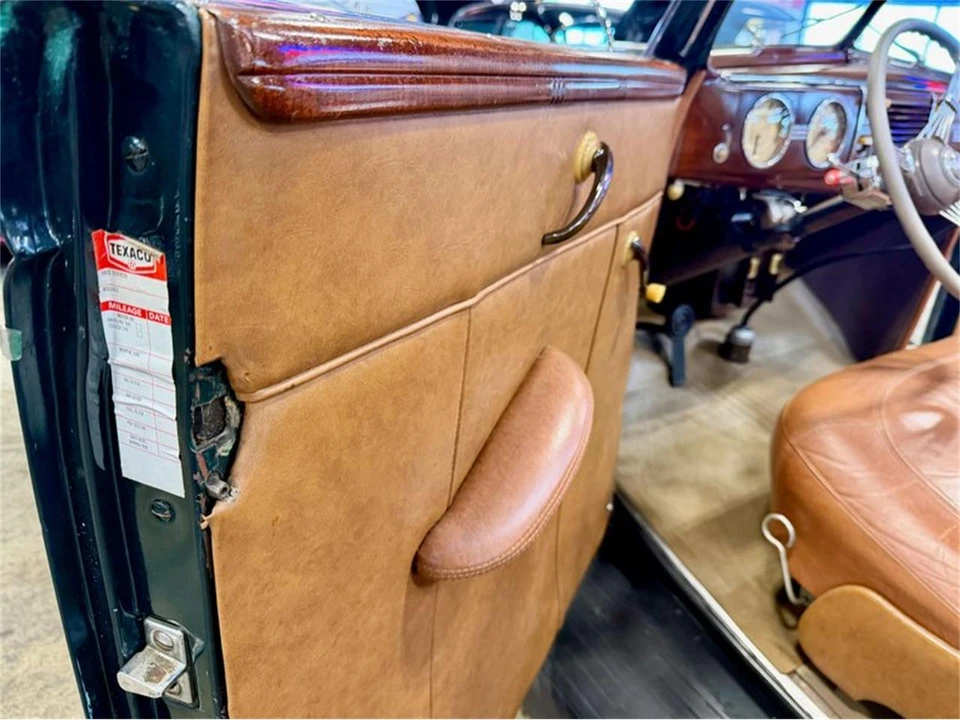 1939 Ford Standard & Deluxe & Super Deluxe - Image 31 of 31