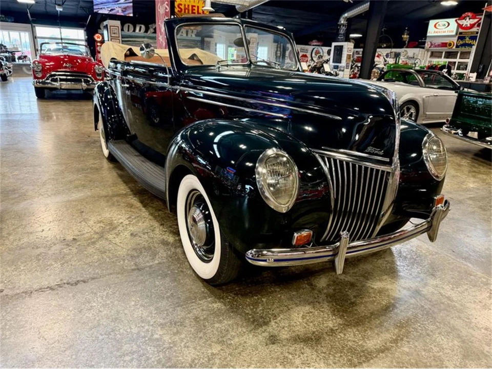 1939 Ford Standard & Deluxe & Super Deluxe - Image 16 of 31