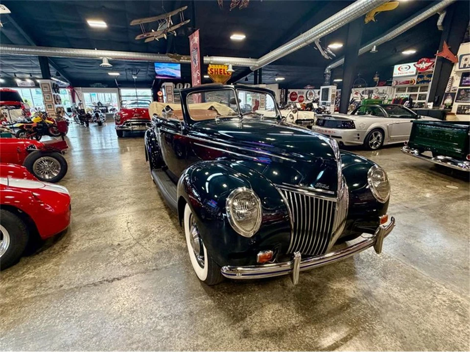 1939 Ford Standard & Deluxe & Super Deluxe - Image 22 of 31