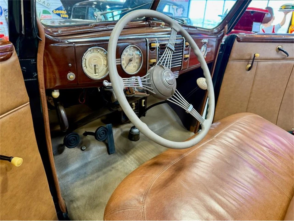 1939 Ford Standard & Deluxe & Super Deluxe - Image 2 of 31