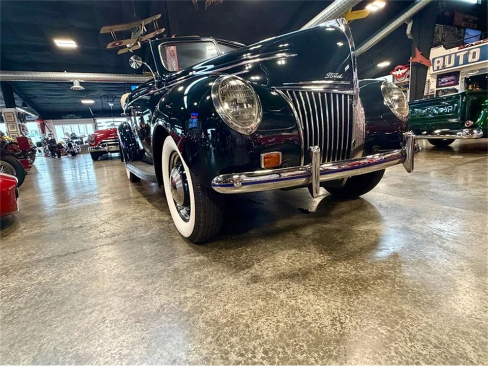 1939 Ford Standard & Deluxe & Super Deluxe - Image 23 of 31