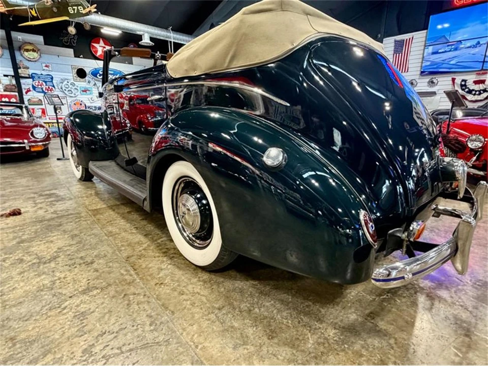 1939 Ford Standard & Deluxe & Super Deluxe - Image 19 of 31