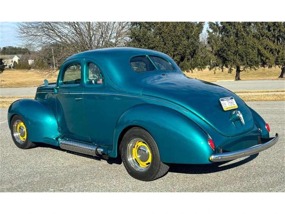 1939 Ford Standard & Deluxe & Super Deluxe - Image 6 of 31