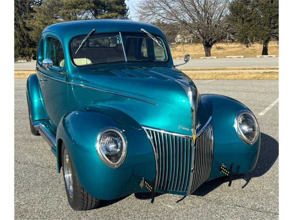1939 Ford Standard & Deluxe & Super Deluxe - Image 21 of 31