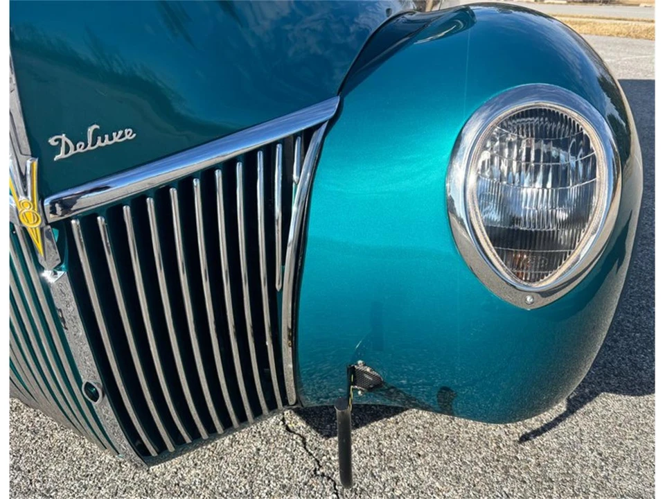 1939 Ford Standard & Deluxe & Super Deluxe - Image 17 of 31